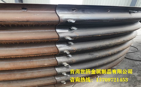 金屬<a href='http://m.dgjinlian.com/gangbowenhanguan/'target='_blank'><a href='http://m.dgjinlian.com/gangbowenhanguan/'target='_blank'>波紋涵管</a></a>
